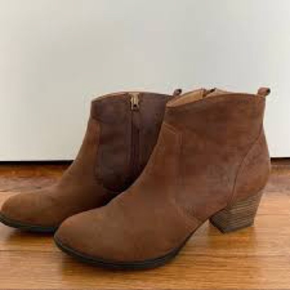 Franco Sarto Huette Brown Oiled Leather Zip Ankle Boots Womens Size 8 - Picture 2 of 6
